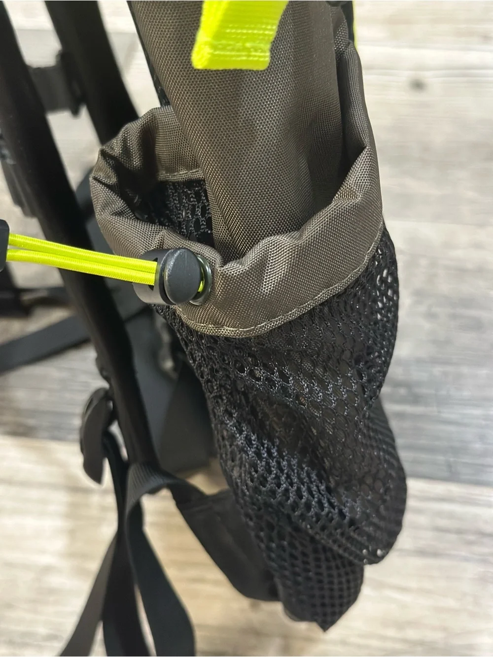 The North Face 30L Hot Shot Special Edition Backpack Taupe Green NEW
